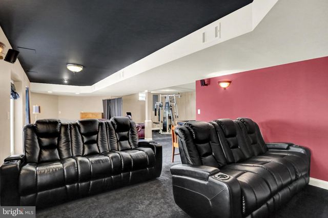 286 S HERTZLER RD, Elizabethtown, PA 17022