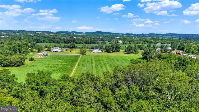 286 S HERTZLER RD, Elizabethtown, PA 17022