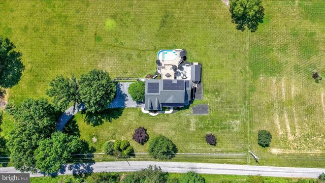 286 S HERTZLER RD, Elizabethtown, PA 17022