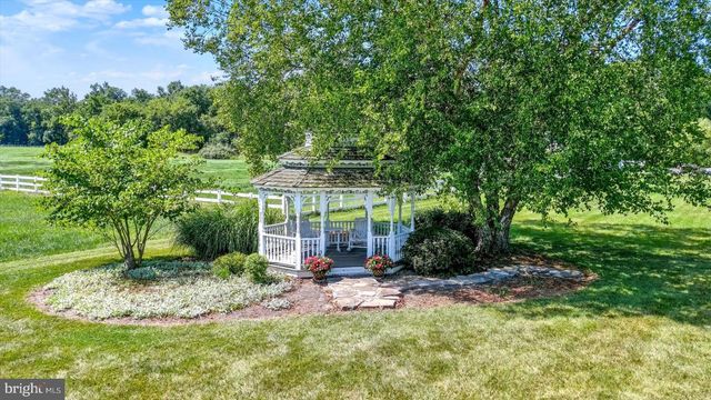 286 S HERTZLER RD, Elizabethtown, PA 17022