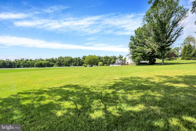 286 S HERTZLER RD, Elizabethtown, PA 17022