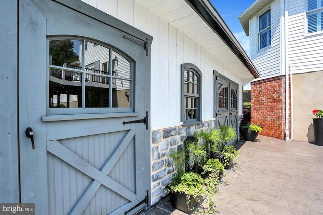 286 S HERTZLER RD, Elizabethtown, PA 17022