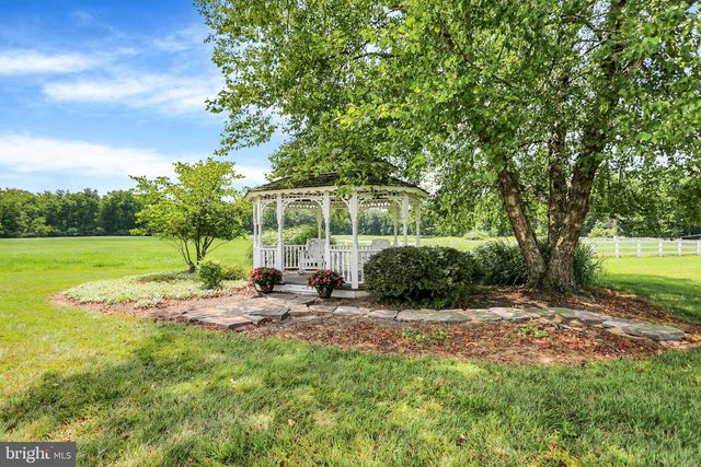 286 S HERTZLER RD, Elizabethtown, PA 17022