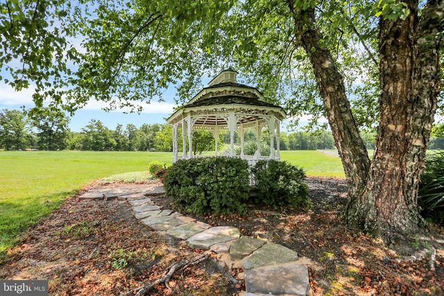 286 S HERTZLER RD, Elizabethtown, PA 17022