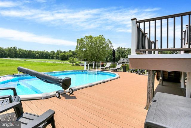 286 S HERTZLER RD, Elizabethtown, PA 17022