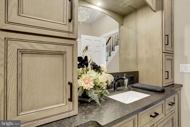 286 S HERTZLER RD, Elizabethtown, PA 17022