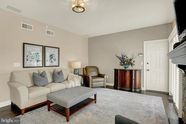 286 S HERTZLER RD, Elizabethtown, PA 17022