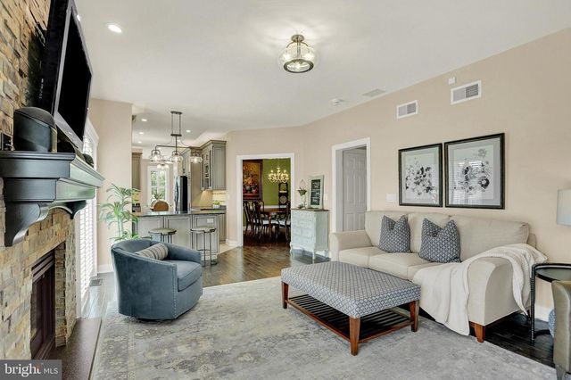286 S HERTZLER RD, Elizabethtown, PA 17022