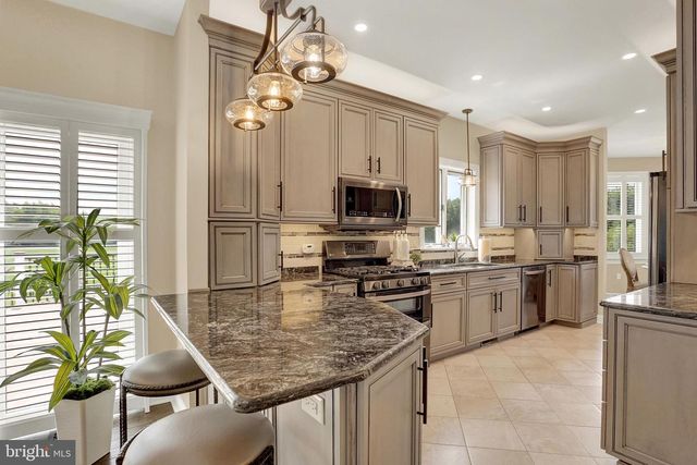 286 S HERTZLER RD, Elizabethtown, PA 17022