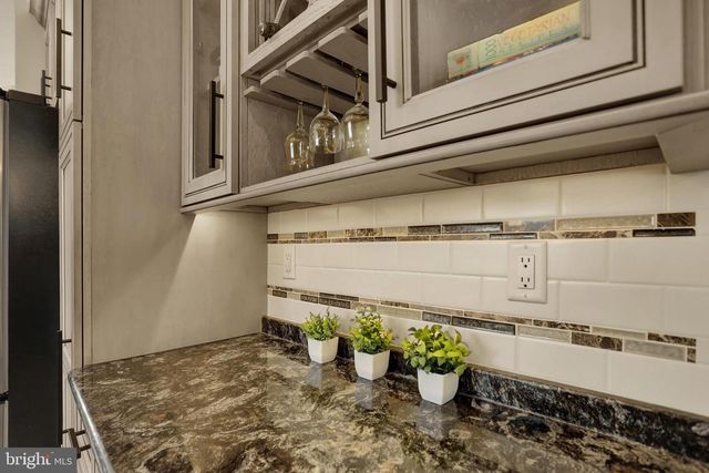 286 S HERTZLER RD, Elizabethtown, PA 17022