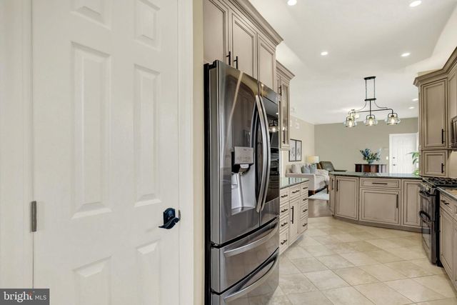 286 S HERTZLER RD, Elizabethtown, PA 17022