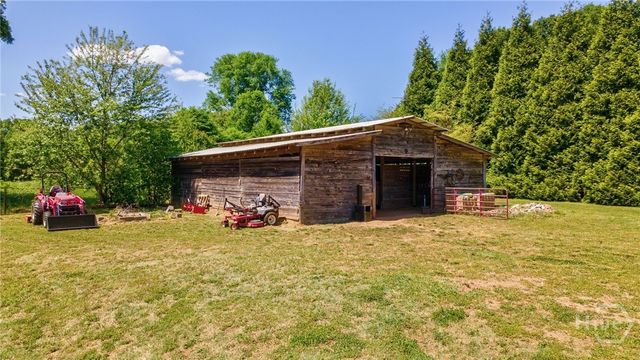 1221 Barber Creek Road, Statham, GA 30666