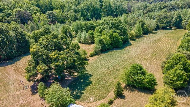 1221 Barber Creek Road, Statham, GA 30666