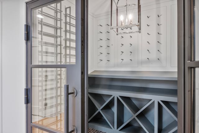 1427 Kenilworth Lane, Glenview, IL 60025