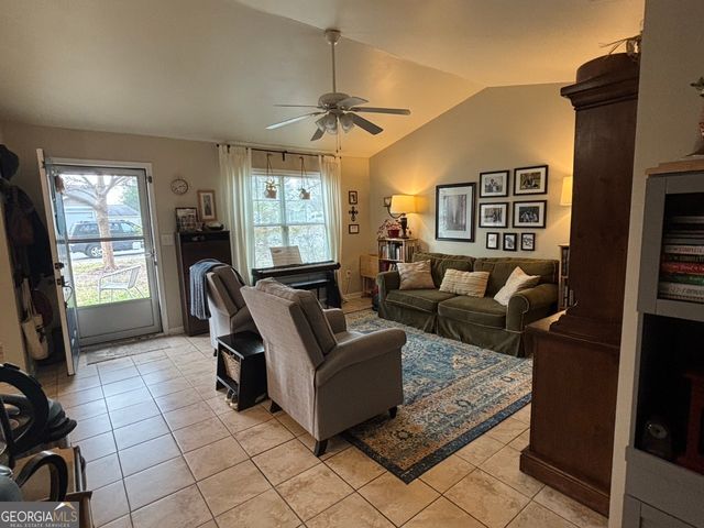 142 Melody Lane NW, Rome, GA 30165