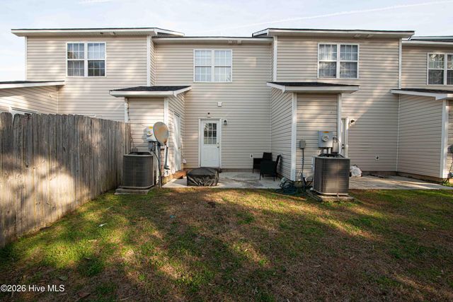 409 Timberlake Trail, Jacksonville, NC 28546