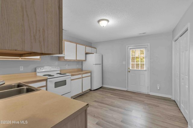 409 Timberlake Trail, Jacksonville, NC 28546