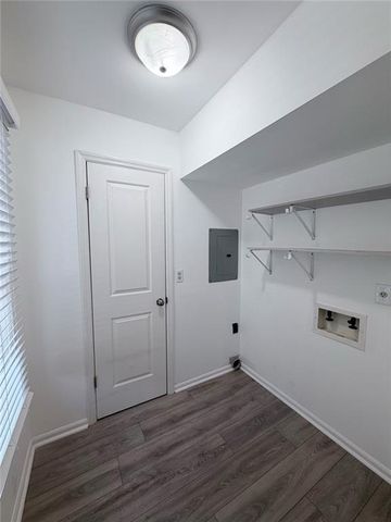 3925 Mountain View Road E3, Oakwood, GA 30566