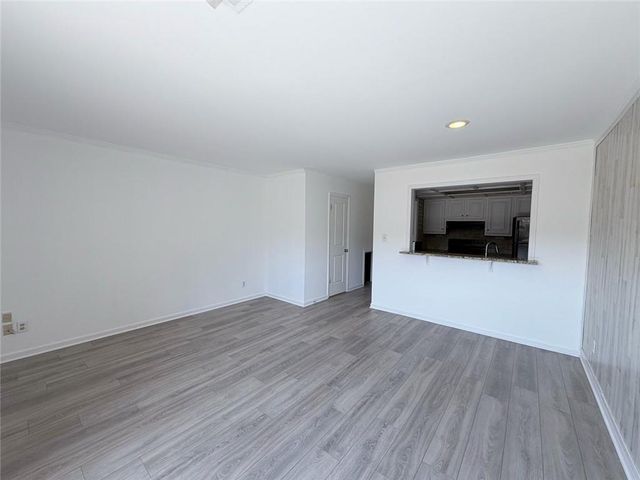 3925 Mountain View Road E3, Oakwood, GA 30566