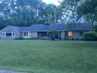 13715 W Cardinal PARKWAY, New Berlin, WI 53151