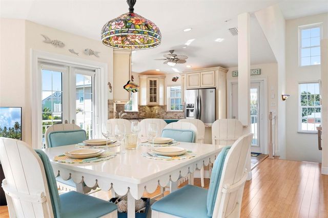 106 79TH STREET, Holmes Beach, FL 34217