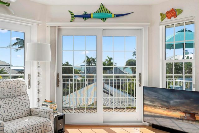 106 79TH STREET, Holmes Beach, FL 34217