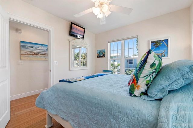 106 79TH STREET, Holmes Beach, FL 34217