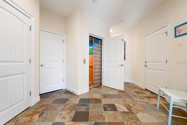 106 79TH STREET, Holmes Beach, FL 34217