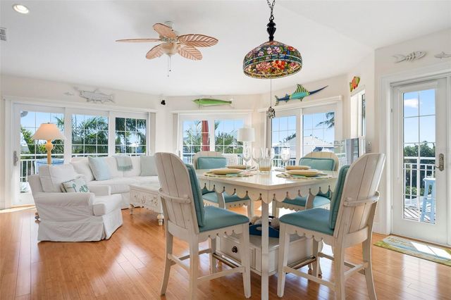 106 79TH STREET, Holmes Beach, FL 34217