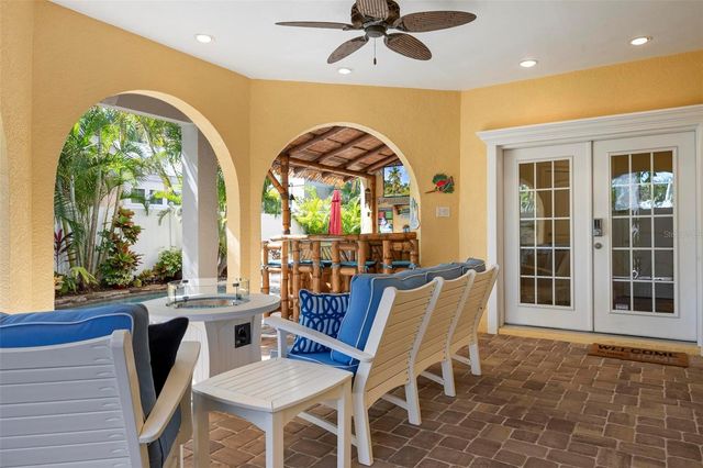 106 79TH STREET, Holmes Beach, FL 34217