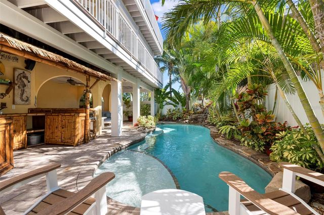 106 79TH STREET, Holmes Beach, FL 34217