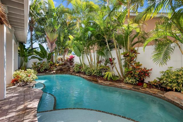 106 79TH STREET, Holmes Beach, FL 34217