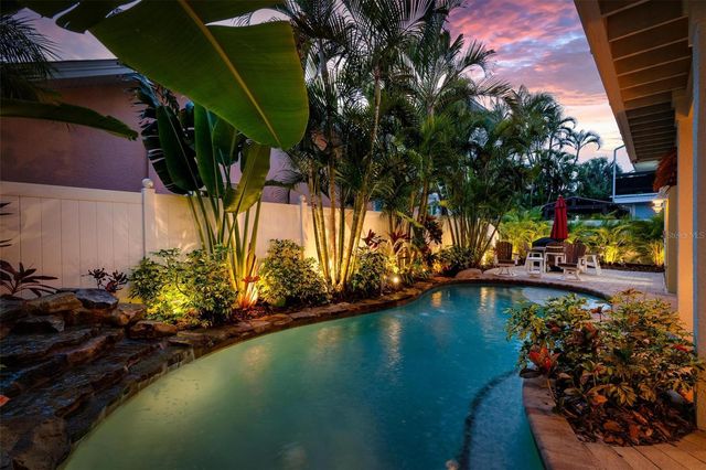 106 79TH STREET, Holmes Beach, FL 34217