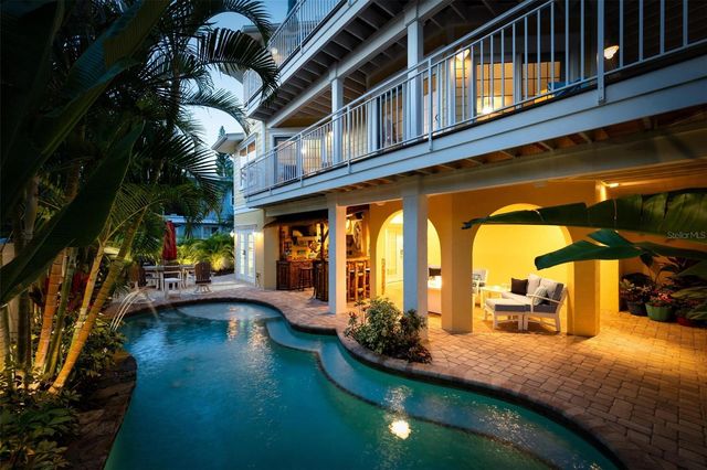 106 79TH STREET, Holmes Beach, FL 34217