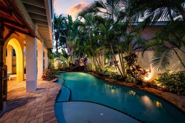 106 79TH STREET, Holmes Beach, FL 34217