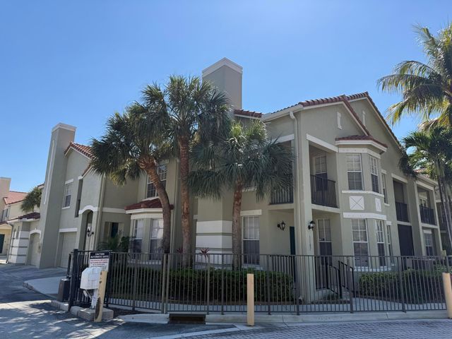 1106 Belmont Place, Boynton Beach, FL 33436