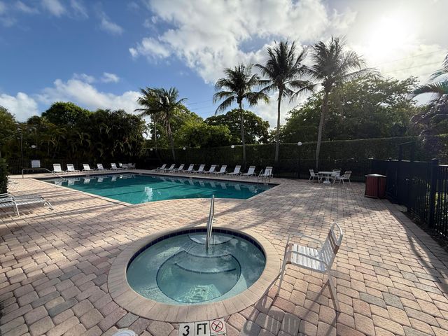 1106 Belmont Place, Boynton Beach, FL 33436