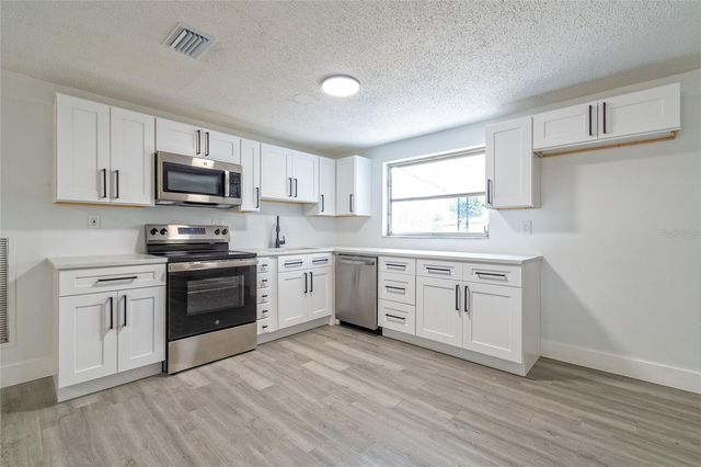 2920 CRUTCHFIELD ROAD, Lakeland, FL 33805