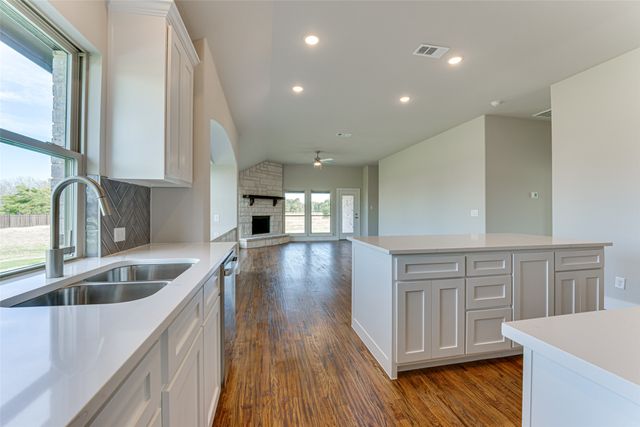 3541 Meadow View Lane, Greenville, TX 75402