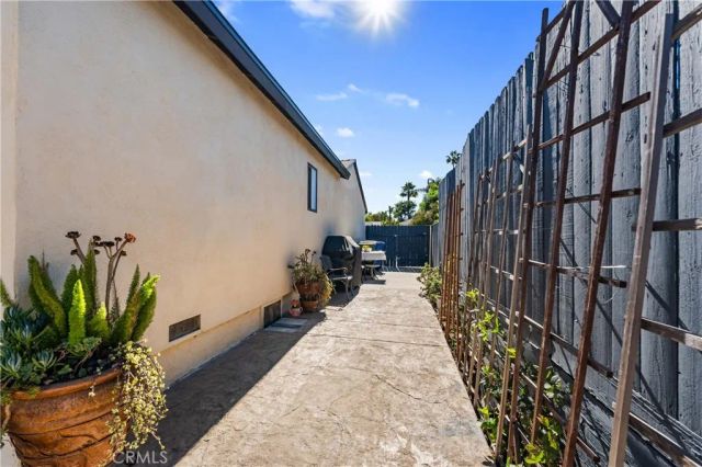 17619 Miranda, Encino, CA 91316