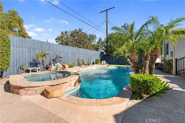 17619 Miranda, Encino, CA 91316