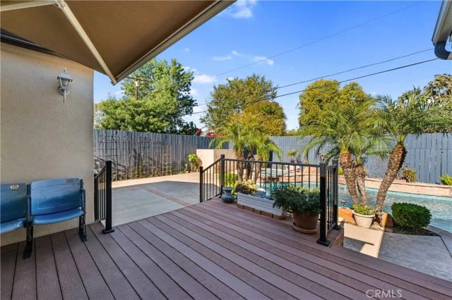 17619 Miranda, Encino, CA 91316