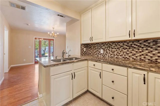 17619 Miranda, Encino, CA 91316