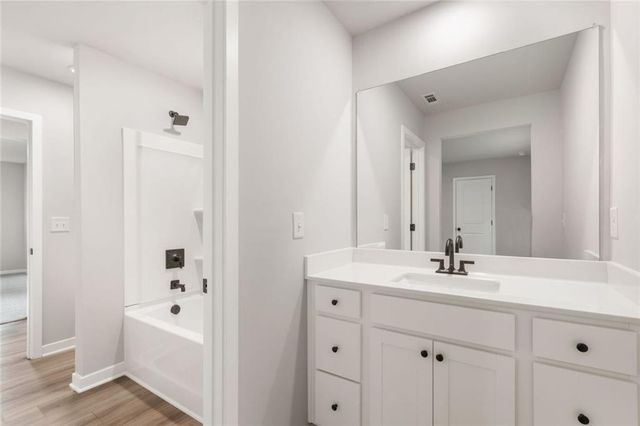 405 Amberleaf Cove, Mcdonough, GA 30252