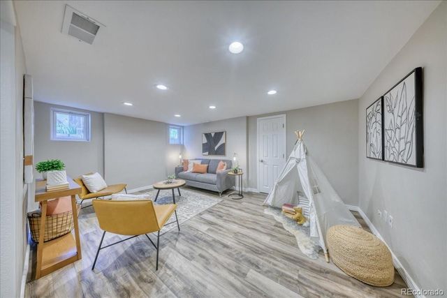 1476 S Elizabeth Street, Denver, CO 80210