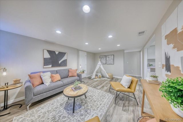 1476 S Elizabeth Street, Denver, CO 80210
