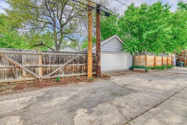 1476 S Elizabeth Street, Denver, CO 80210