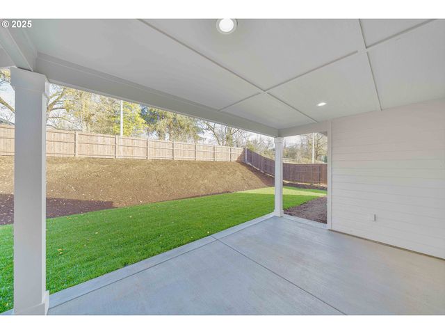 2312 E DALMATIAN Dr, La Center, WA 98629