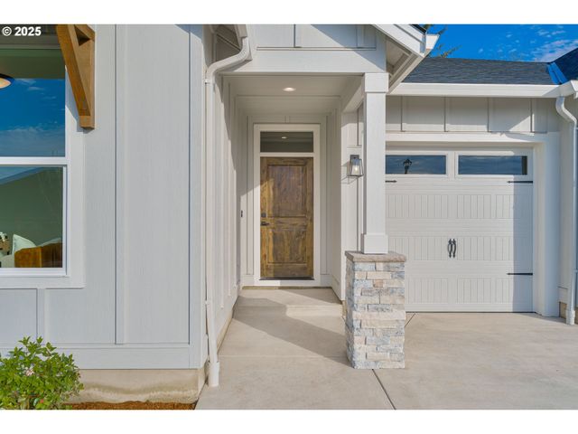 2312 E DALMATIAN Dr, La Center, WA 98629