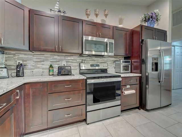 5236 BANNOCK CIRCLE, North Port, FL 34288